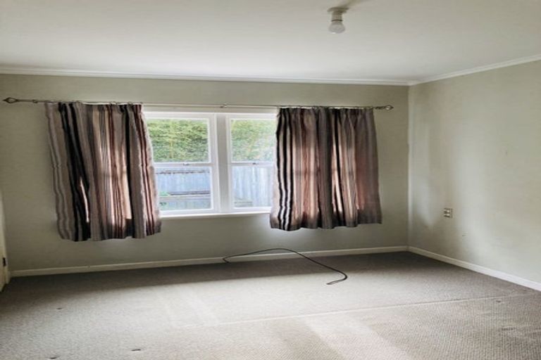 Photo of property in 242 Forrest Hill Road, Forrest Hill, Auckland, 0620