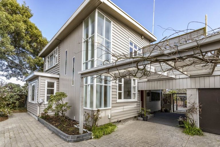 Photo of property in 131 Main North Road, Papanui, Christchurch, 8052