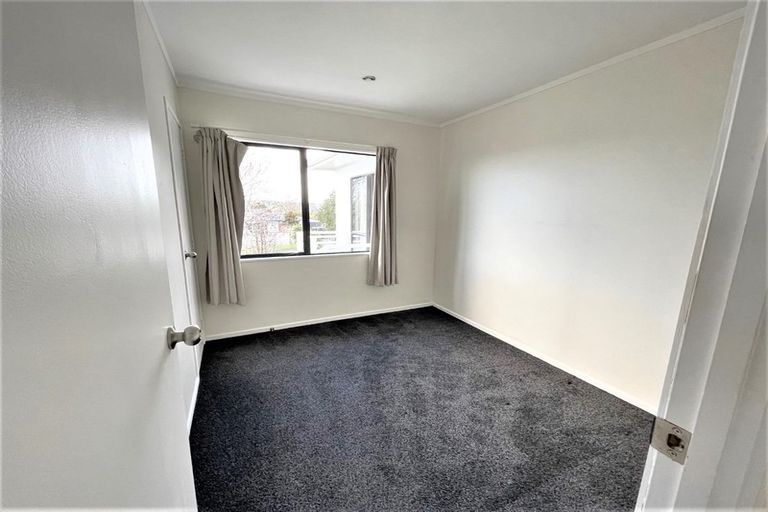 Photo of property in 13 Benchmark Drive, Massey, Auckland, 0614