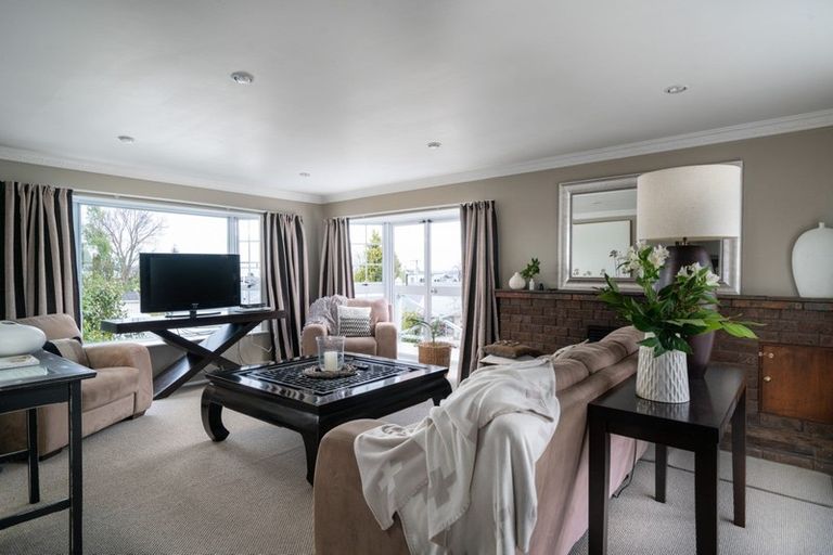 Photo of property in 2/26 Aubrey Crescent, Rainbow Point, Taupo, 3330