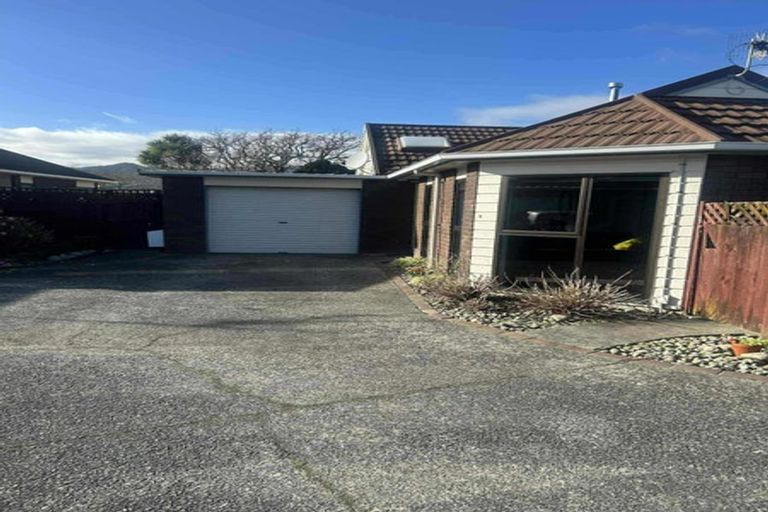 Photo of property in 3/60 Garden Road, Avalon, Lower Hutt, 5011