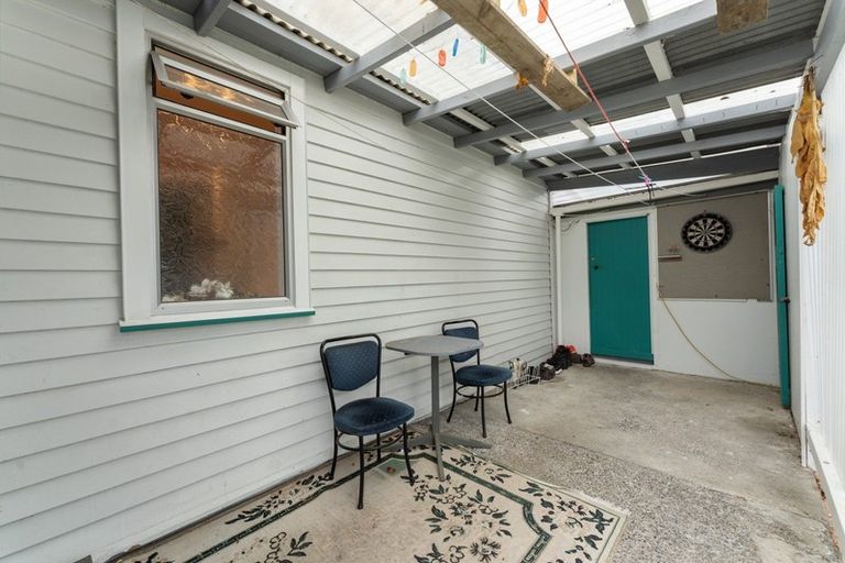 Photo of property in 83 Wood Street, Takaro, Palmerston North, 4410