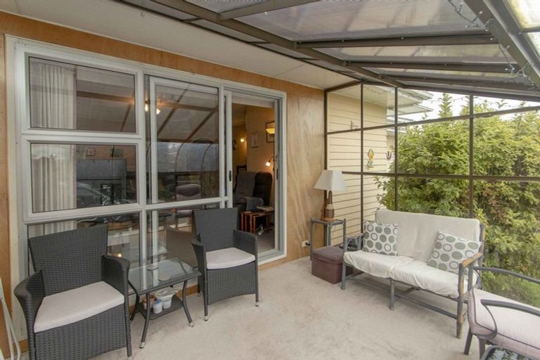 Photo of property in 28 Mcgregor Avenue, Pirimai, Napier, 4112