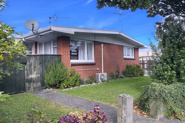 Photo of property in 1/572 Fergusson Drive, Trentham, Upper Hutt, 5018