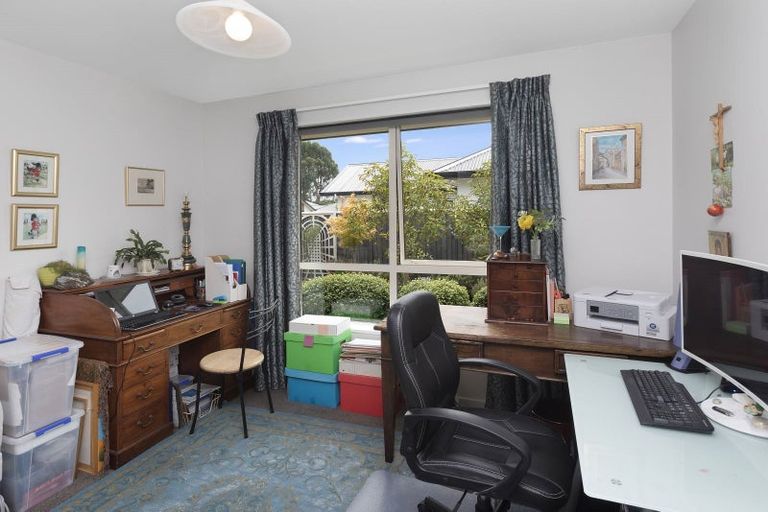 Photo of property in 6 Woodlaw Crescent, Prebbleton, 7604