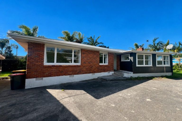 Photo of property in 463 Massey Road, Mangere East, Auckland, 2024