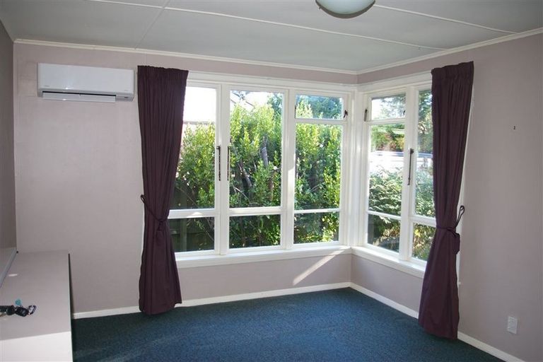 Photo of property in 18 Hooker Avenue, Bryndwr, Christchurch, 8053