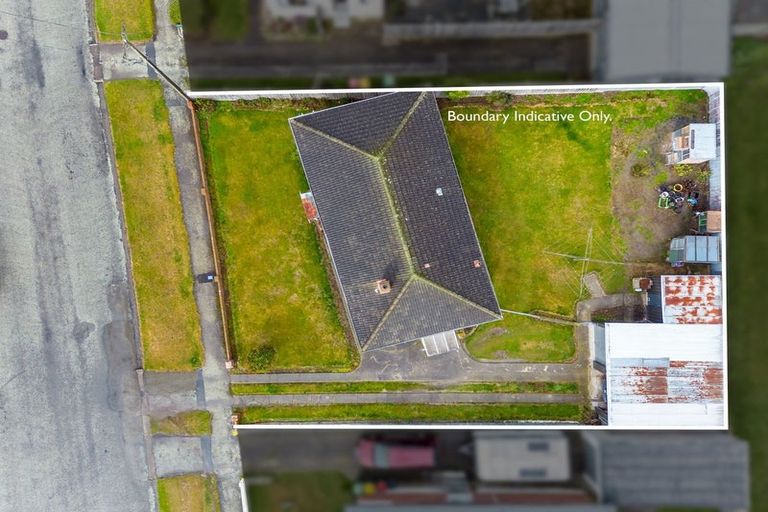 Photo of property in 12 Rugby Street, Waimate, 7924