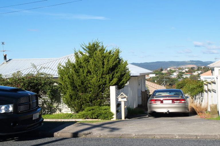 Photo of property in 1/91 Litten Road, Cockle Bay, Auckland, 2014