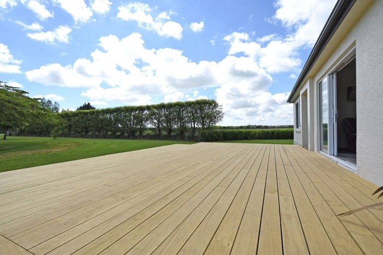 Photo of property in 674 Ryal Bush Wallacetown Road, Wallacetown, Invercargill, 9874