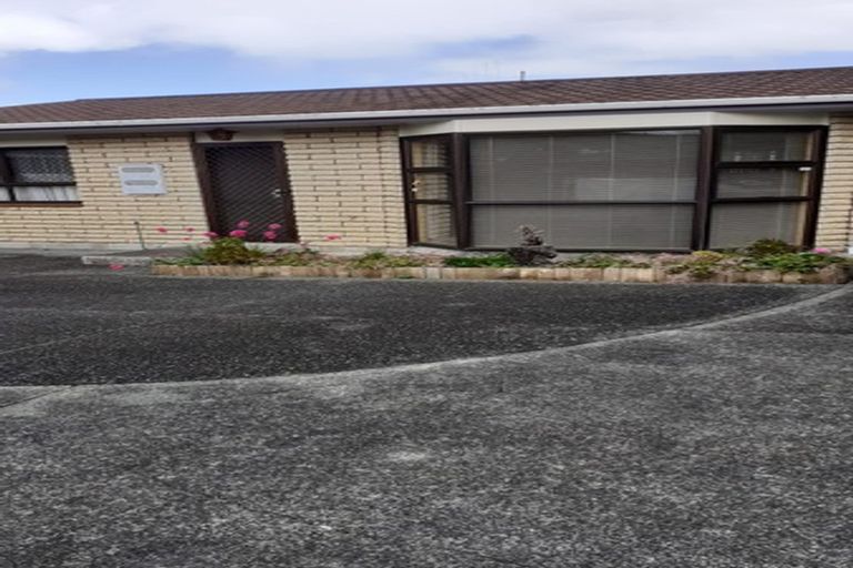 Photo of property in 4 Second Avenue, Avenues, Whangarei, 0110