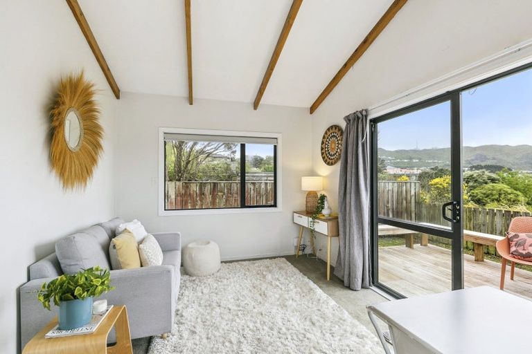 Photo of property in 8a Tarawera Road, Johnsonville, Wellington, 6037