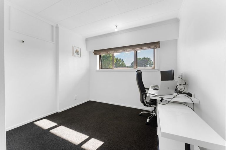 Photo of property in 417 College Street, Hokowhitu, Palmerston North, 4410