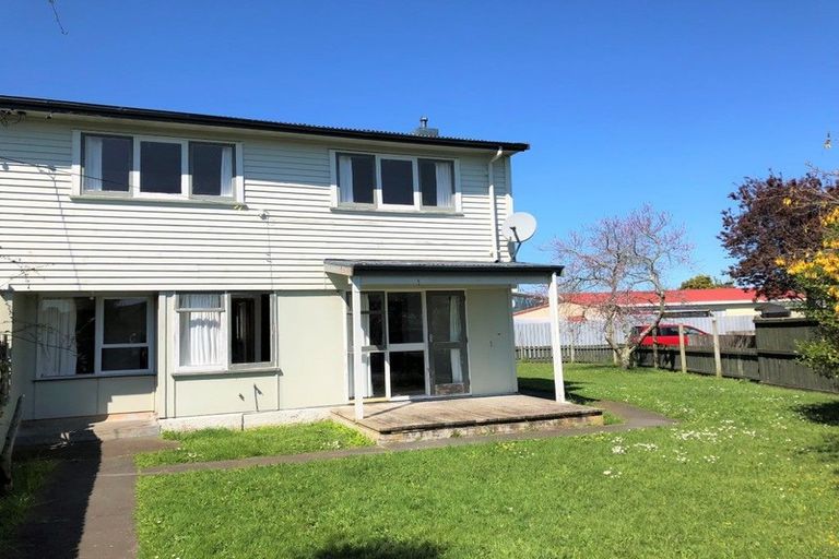 Photo of property in 211-214 Anzac Parade, Whanganui East, Whanganui, 4500
