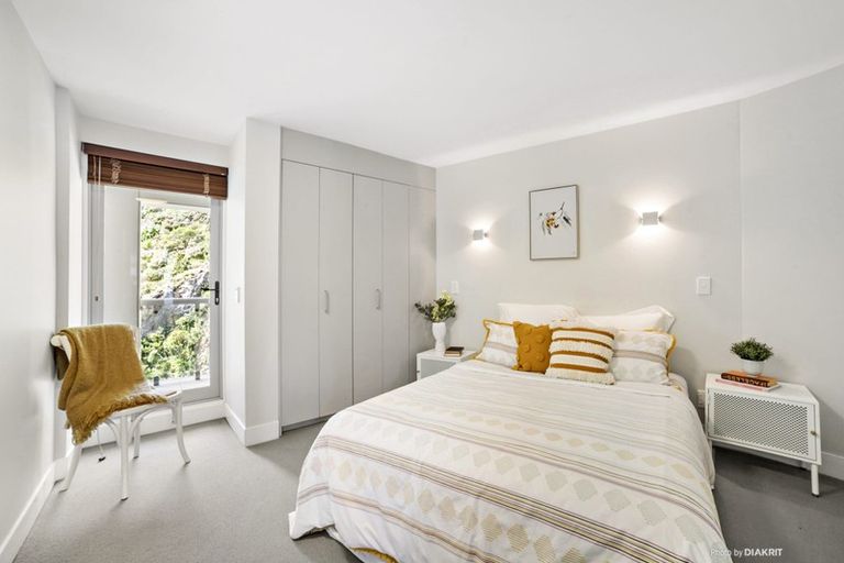 Photo of property in The Capital, 21/370 Oriental Parade, Oriental Bay, Wellington, 6011