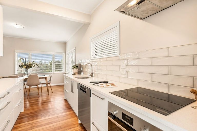 Photo of property in 56 Beach Haven Road, Beach Haven, Auckland, 0626