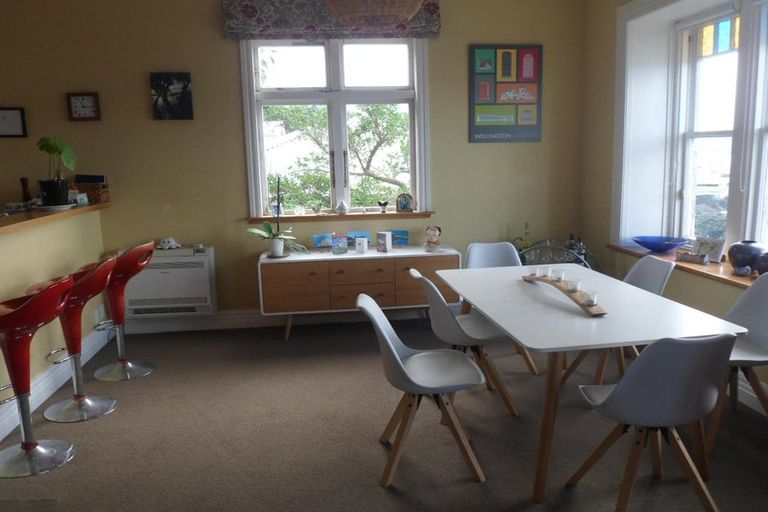 Photo of property in 4 Buckingham Street, Melrose, Wellington, 6023