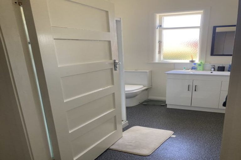 Photo of property in 7 Hauraki Street, Karori, Wellington, 6012