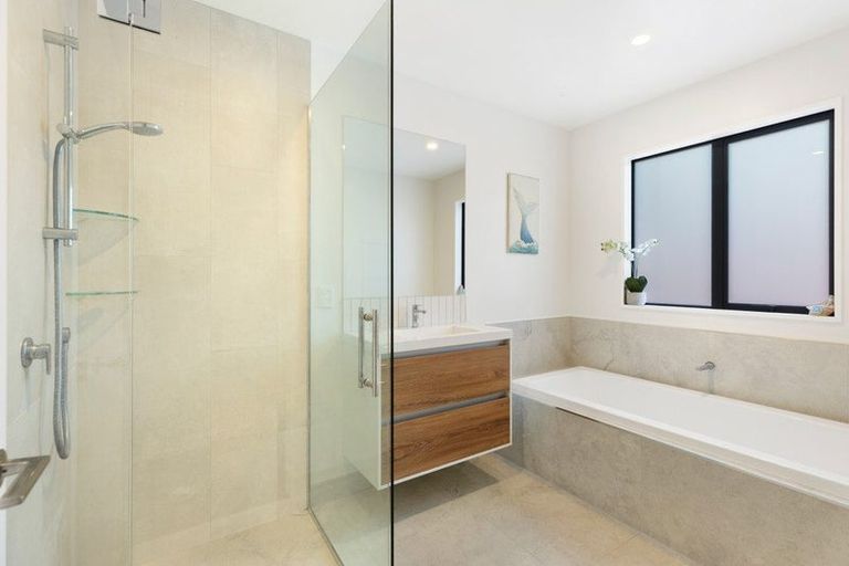 Photo of property in 1 Manaia Street, Pegasus, 7612