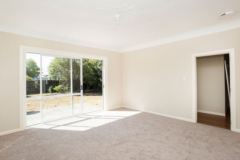 Photo of property in 17 De Lautour Road, Kaiti, Gisborne, 4010