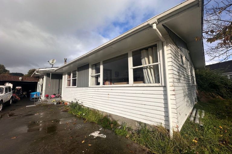 Photo of property in 33 Mountbatten Grove, Clouston Park, Upper Hutt, 5018