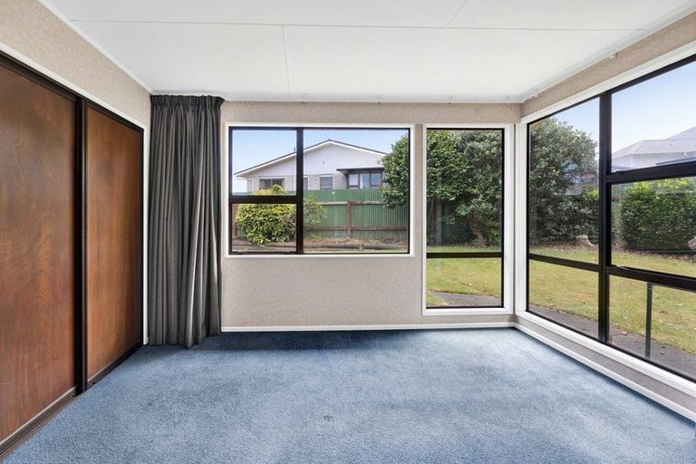 Photo of property in 35 Dives Avenue, Hawera, 4610