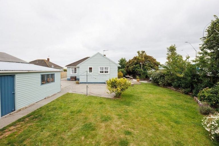 Photo of property in 920 Tremaine Avenue, Roslyn, Palmerston North, 4414