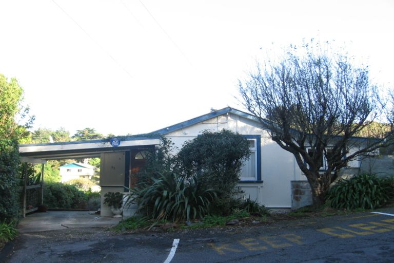 Photo of property in 93 Cluny Road, Plimmerton, Porirua, 5026
