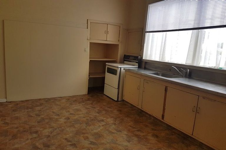 Photo of property in 382-388 Tremaine Avenue, Takaro, Palmerston North, 4412