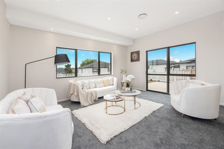 Photo of property in 23 Cirrus Way, Ranui, Auckland, 0612