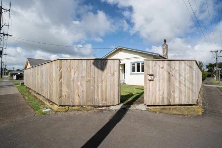 Photo of property in 352 Carrington Street, Vogeltown, New Plymouth, 4310
