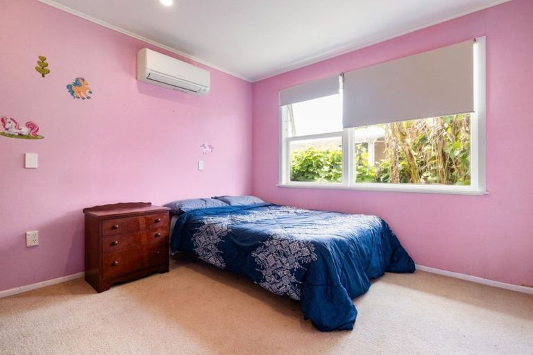 Photo of property in 6 Parkdale Place, Glenview, Hamilton, 3206