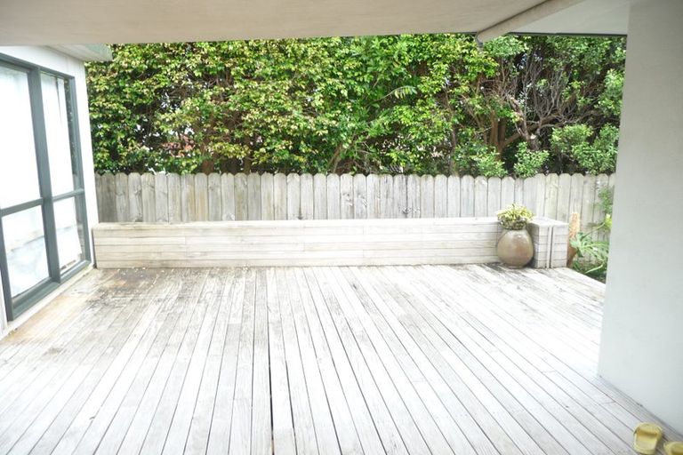 Photo of property in 1/17 Pegler Drive, Howick, Auckland, 2014