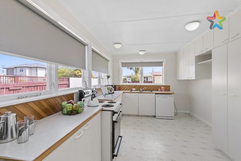 Photo of property in 340a Waiwhetu Road, Fairfield, Lower Hutt, 5011