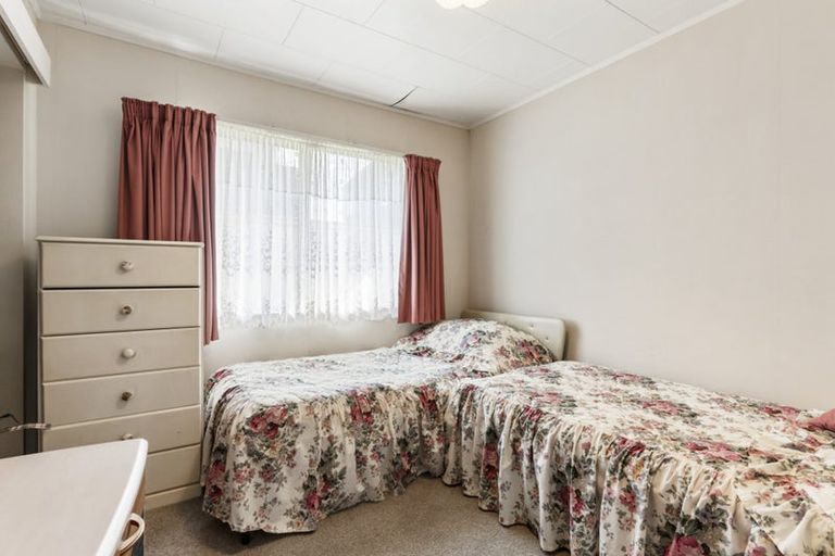 Photo of property in 1/13 Kirton Crescent, Manurewa, Auckland, 2102