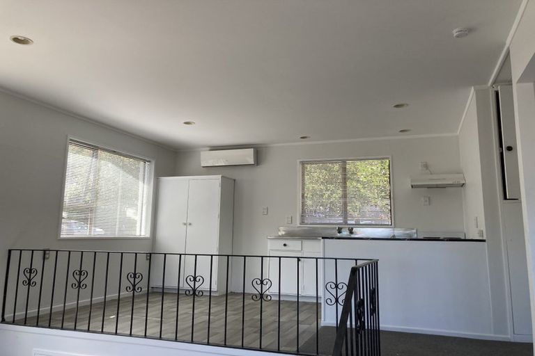 Photo of property in 28 Mamaku Street, Paraparaumu, 5032