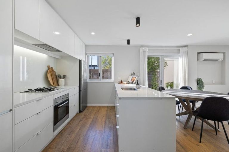 Photo of property in 1/56 Cornwall Street, St Albans, Christchurch, 8014