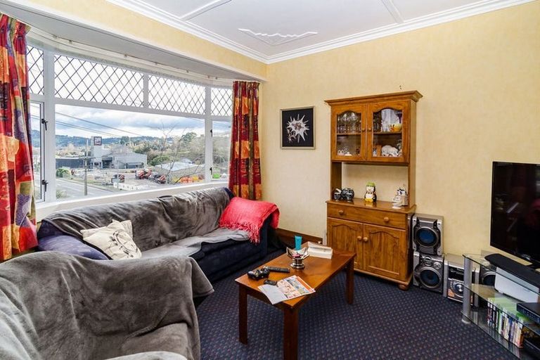 Photo of property in 152 Main South Road, Green Island, Dunedin, 9018