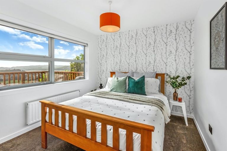 Photo of property in 89 Endeavour Drive, Whitby, Porirua, 5024