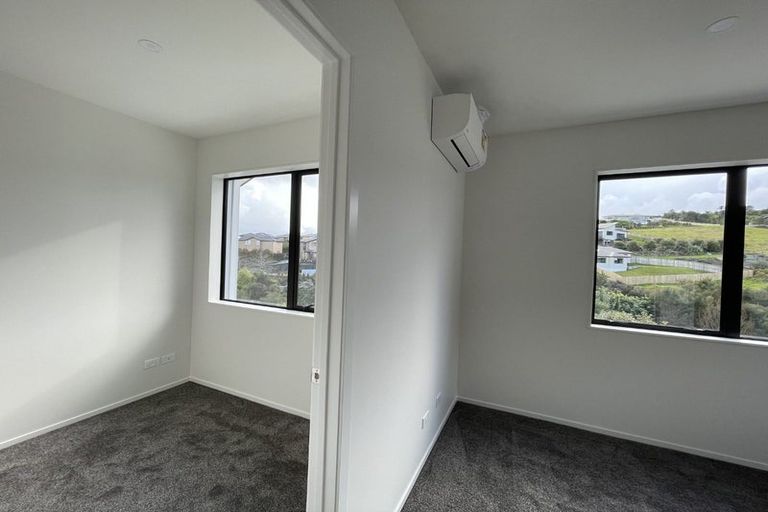 Photo of property in 7 Wallis Lane, Orewa, 0931
