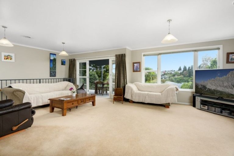 Photo of property in 9 Landview Road, Parkvale, Tauranga, 3112