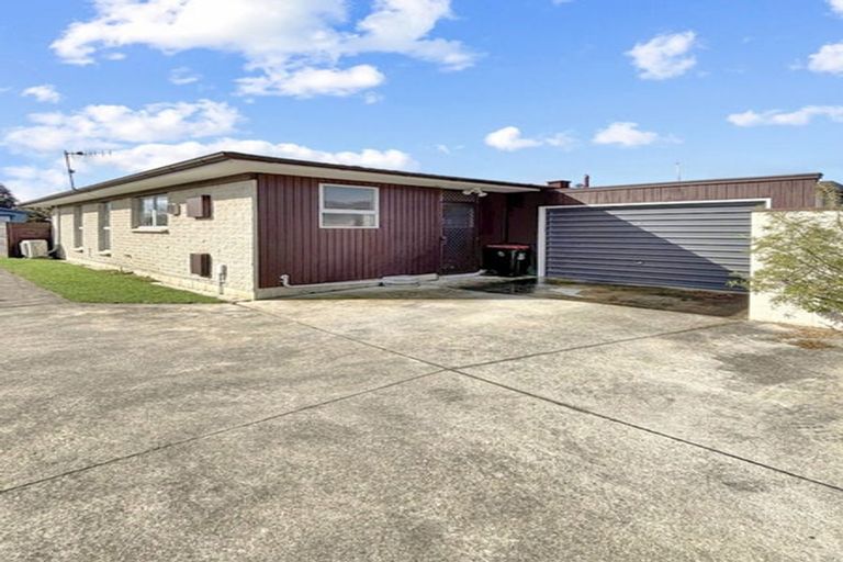 Photo of property in 2/518 Fitzroy Avenue, Hastings, 4122
