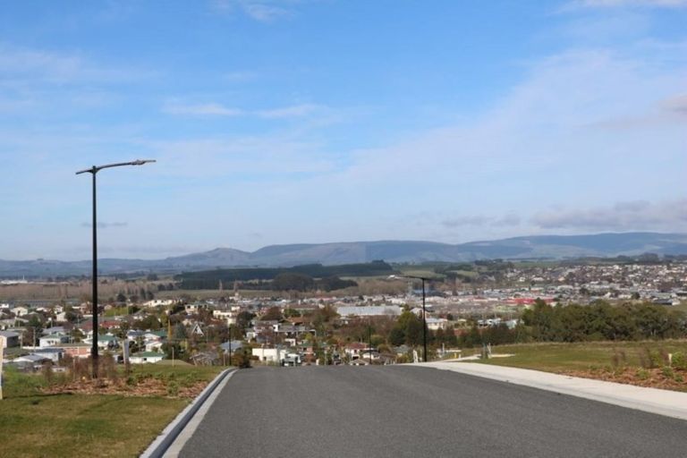 Photo of property in 13 Cypress Lane, Balclutha, 9230