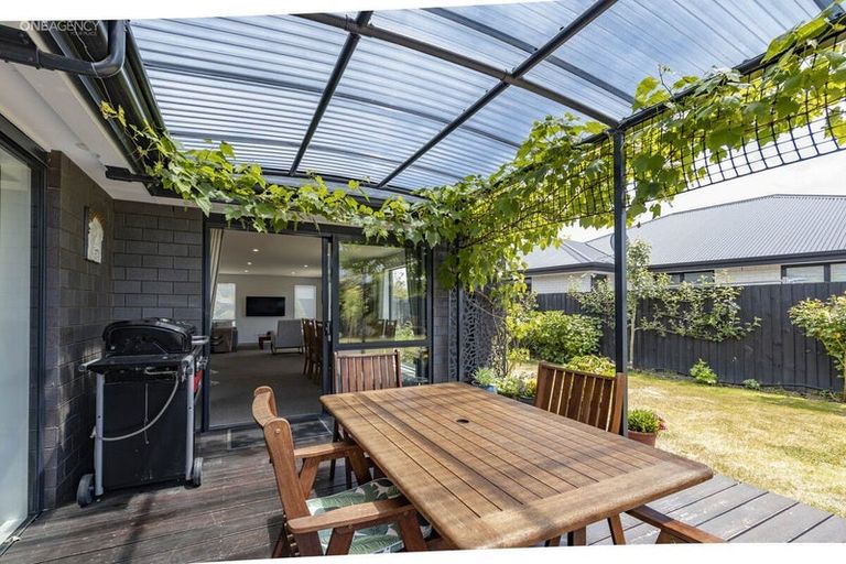 Photo of property in 11 Pajet Street, Marshland, Christchurch, 8083