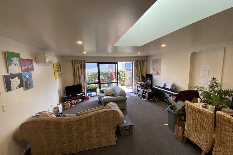 Photo of property in 48a Athol Terrace, Upper Riccarton, Christchurch, 8041