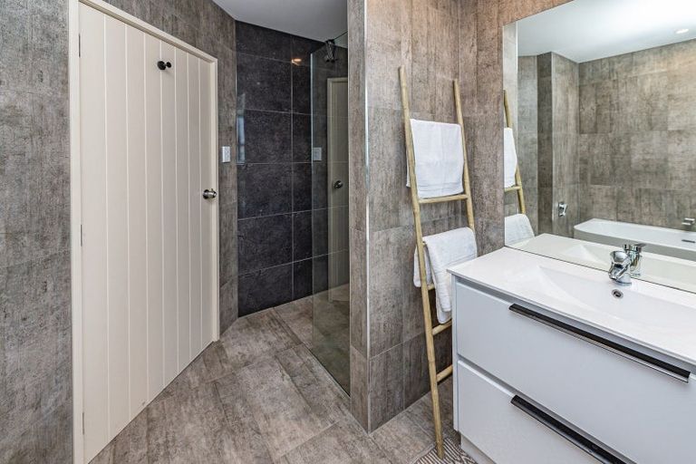 Photo of property in 19a Peakes Road, Saint Johns Hill, Whanganui, 4501