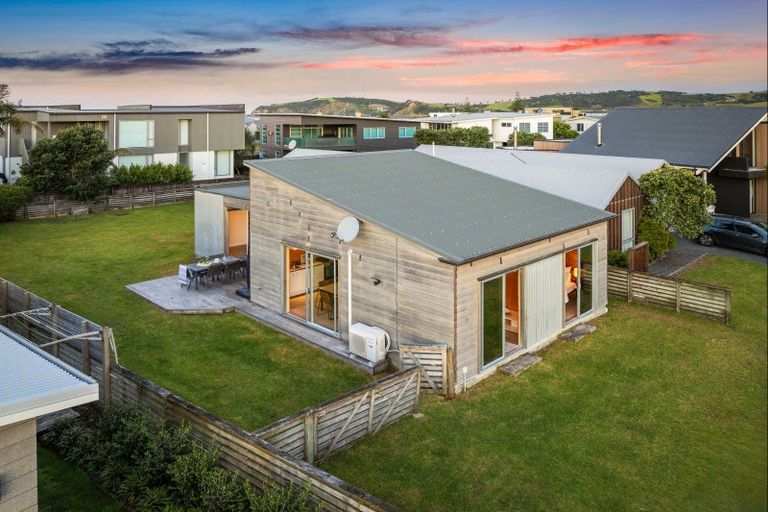 Photo of property in 29 Tuna Place, Omaha, 0986