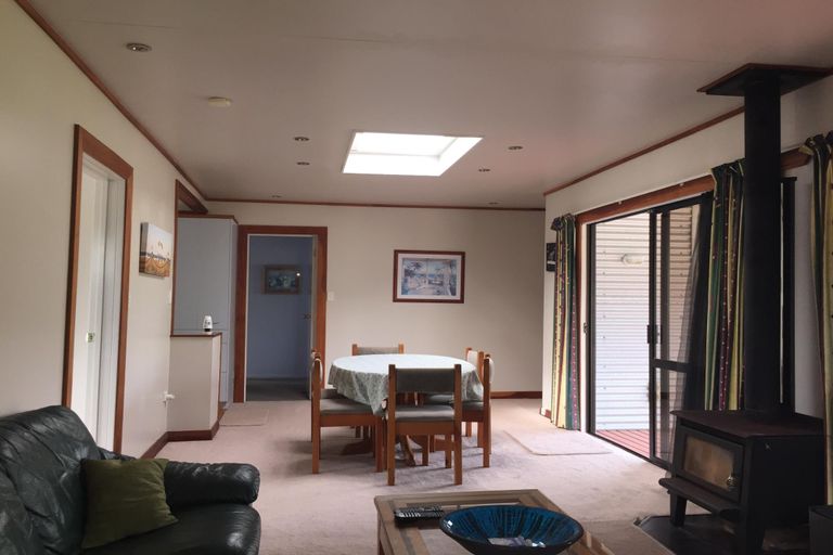 Photo of property in 58 Beach Road, Waihi Beach, 3611