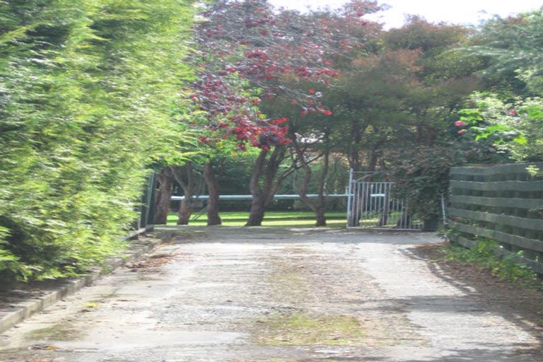 Photo of property in 16 Riversdale Road, Clouston Park, Upper Hutt, 5018