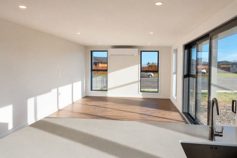 Photo of property in 3 Kamahi Place, Tisbury, 9812